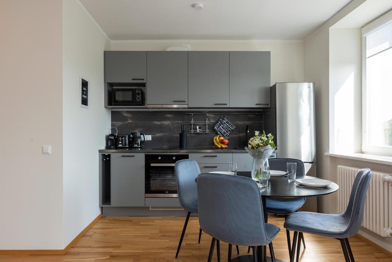 Old Town Luxury Penthouse Apartment With Emajogi View Tartu Exteriör bild