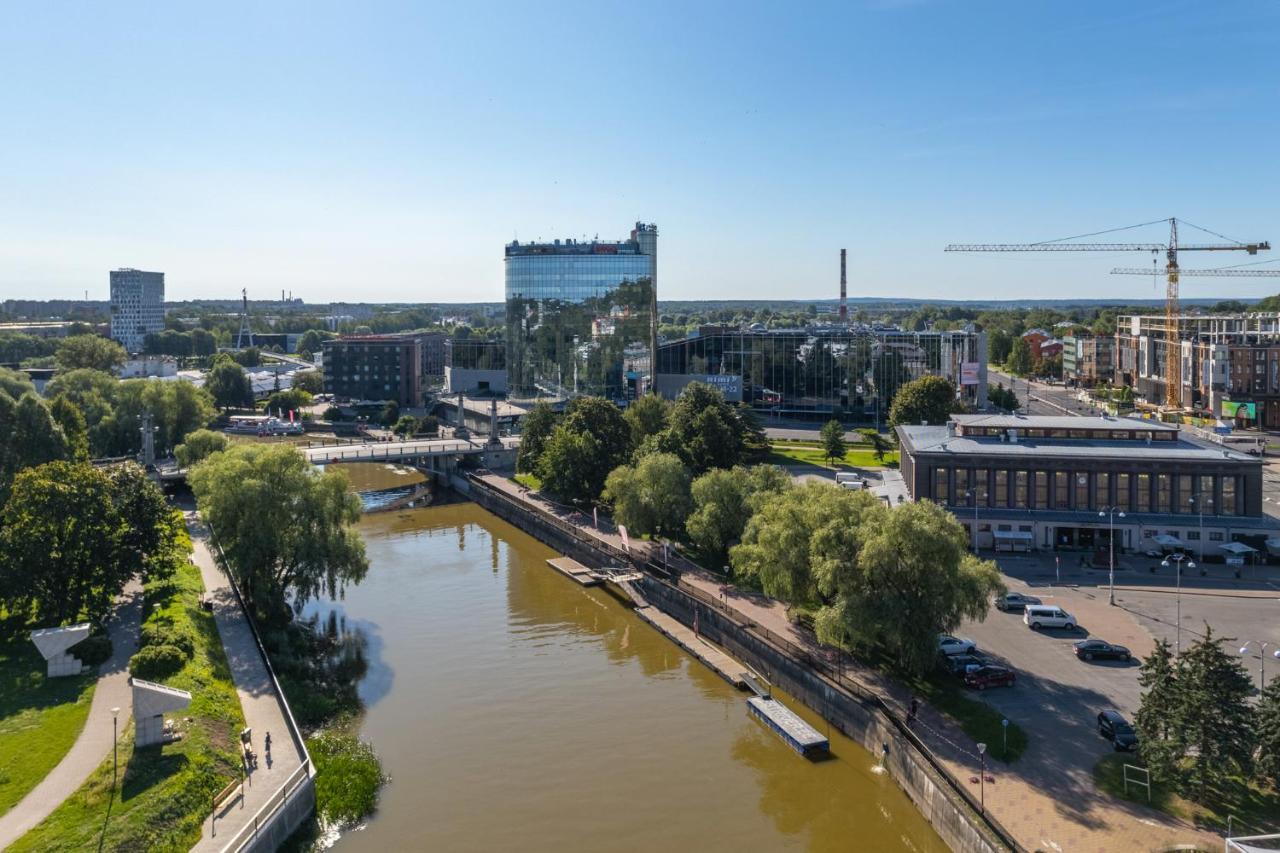 Old Town Luxury Penthouse Apartment With Emajogi View Tartu Exteriör bild